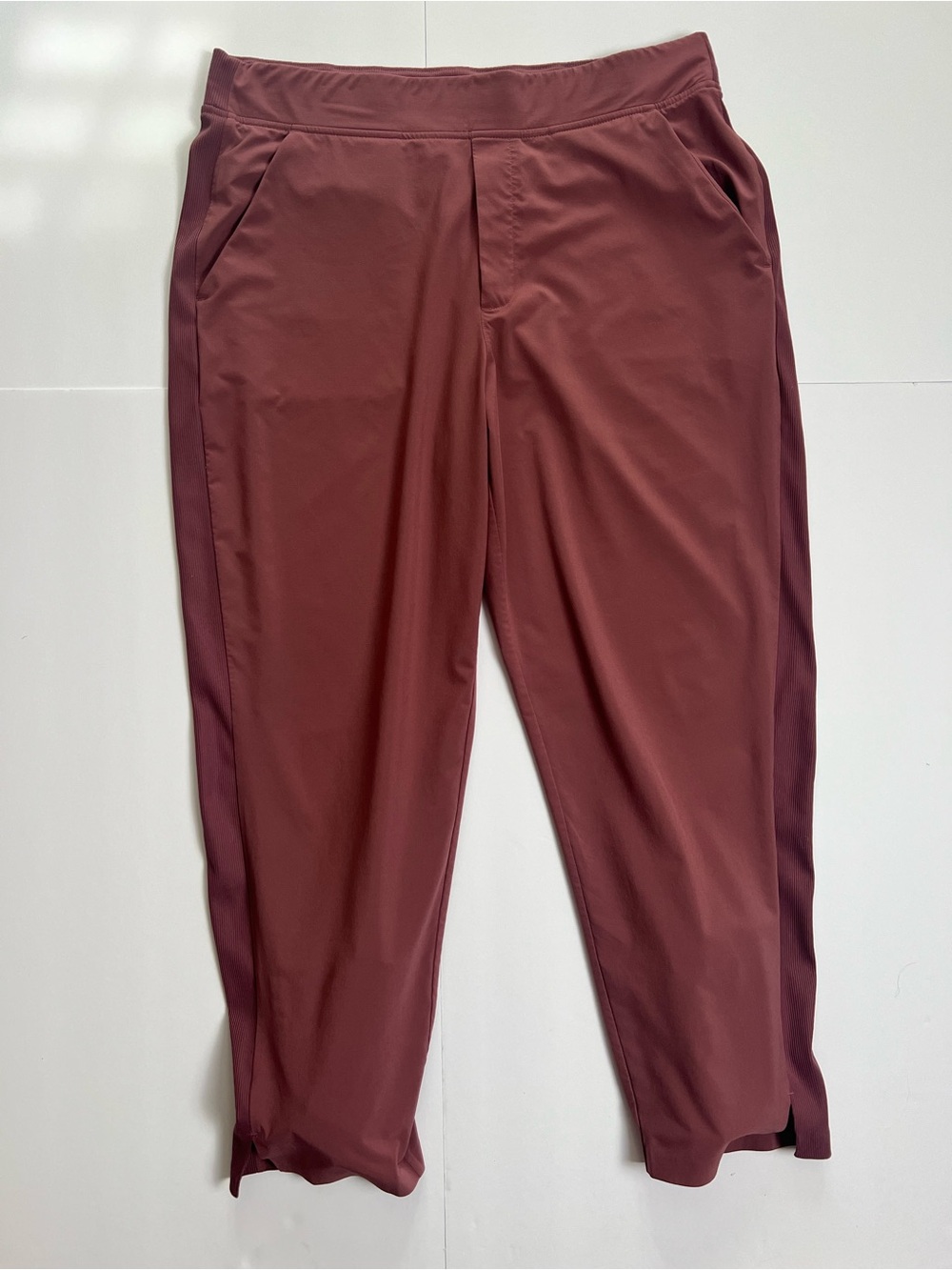 ATHLETA Dusty Rose Lightweight Ankle Travel Pants | Stretch Pull-On Athleisure